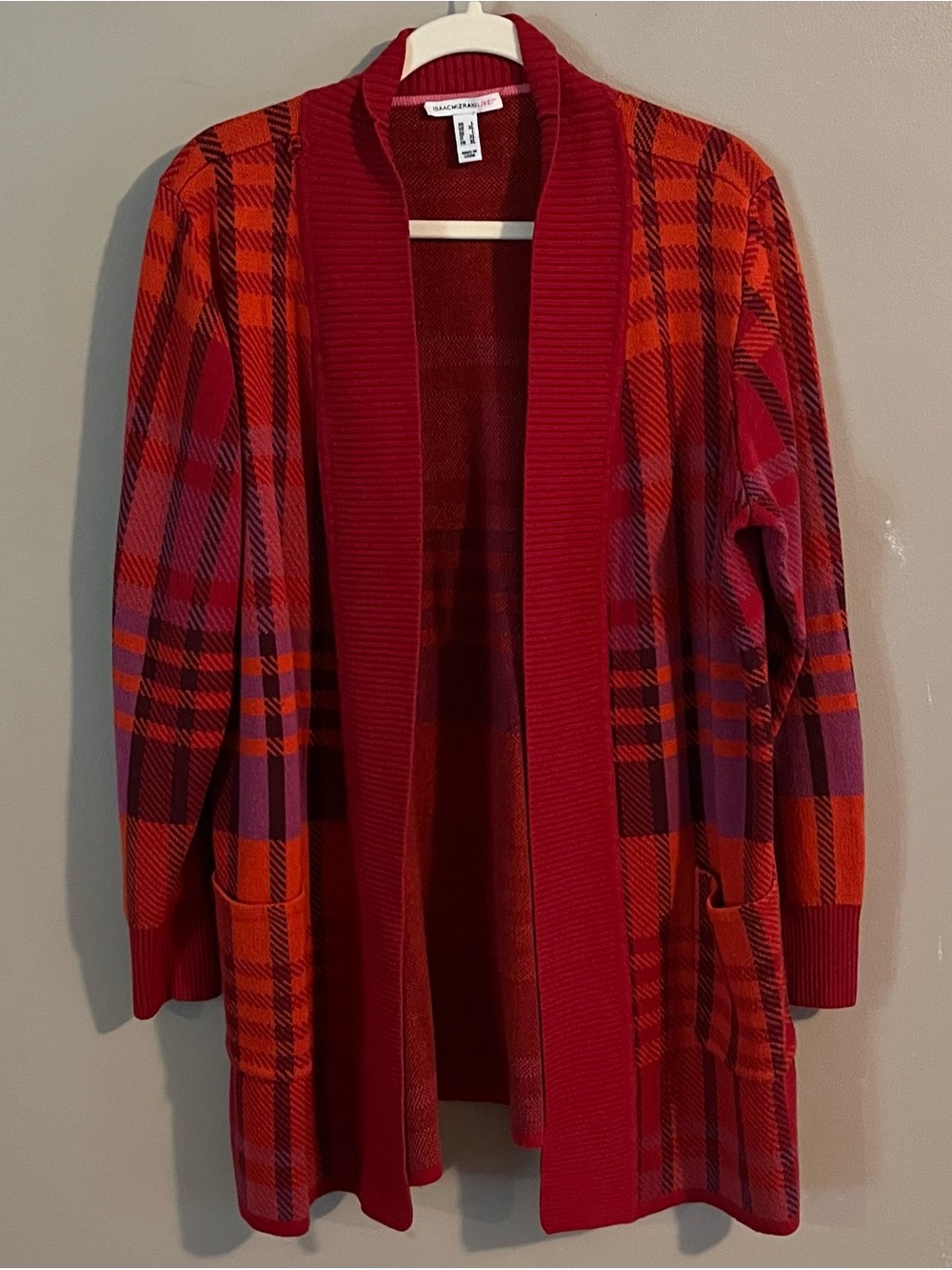$6❤️Bundled Isaac Mizrahi Sweater